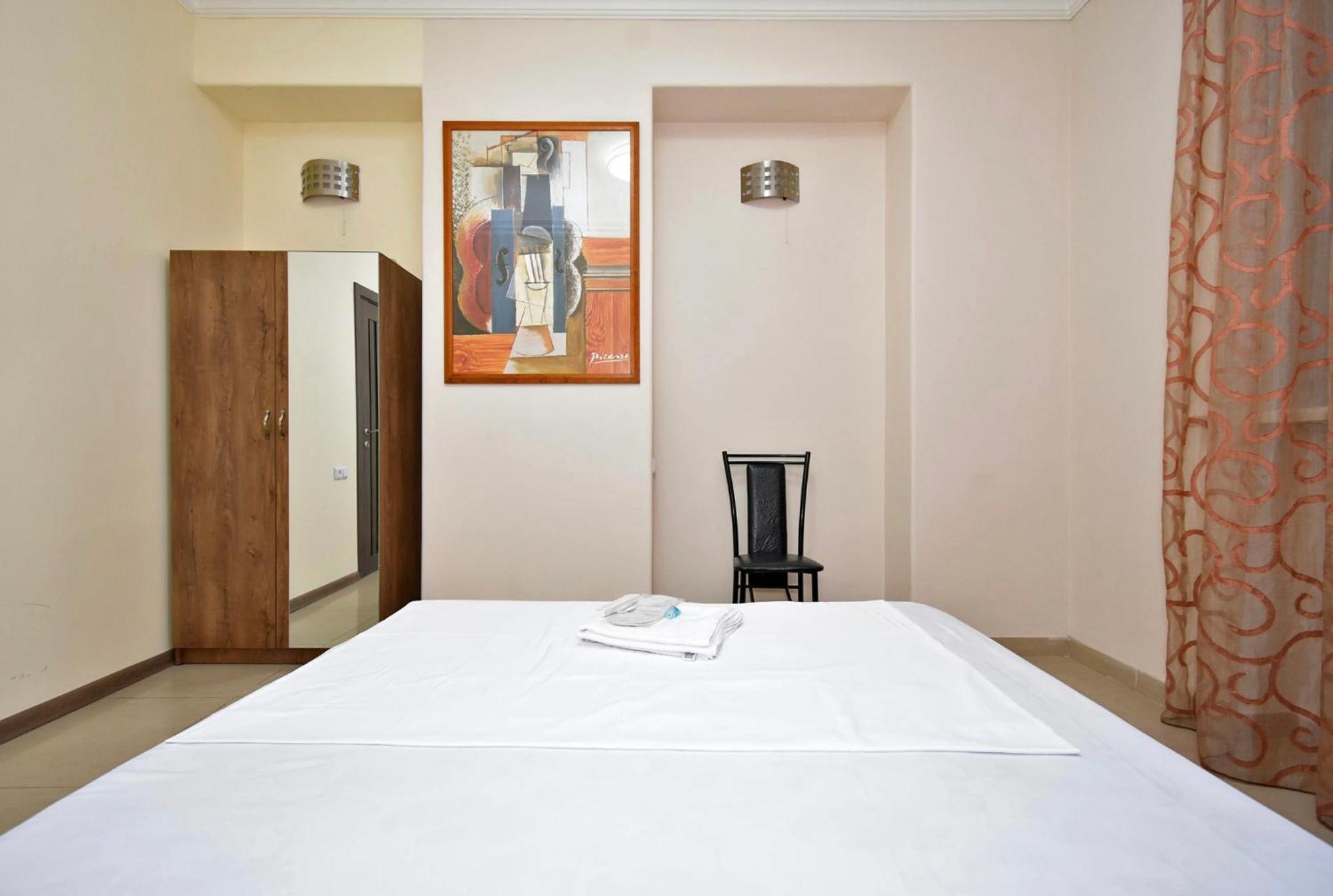 Hotel Costa Yerevan Exterior foto