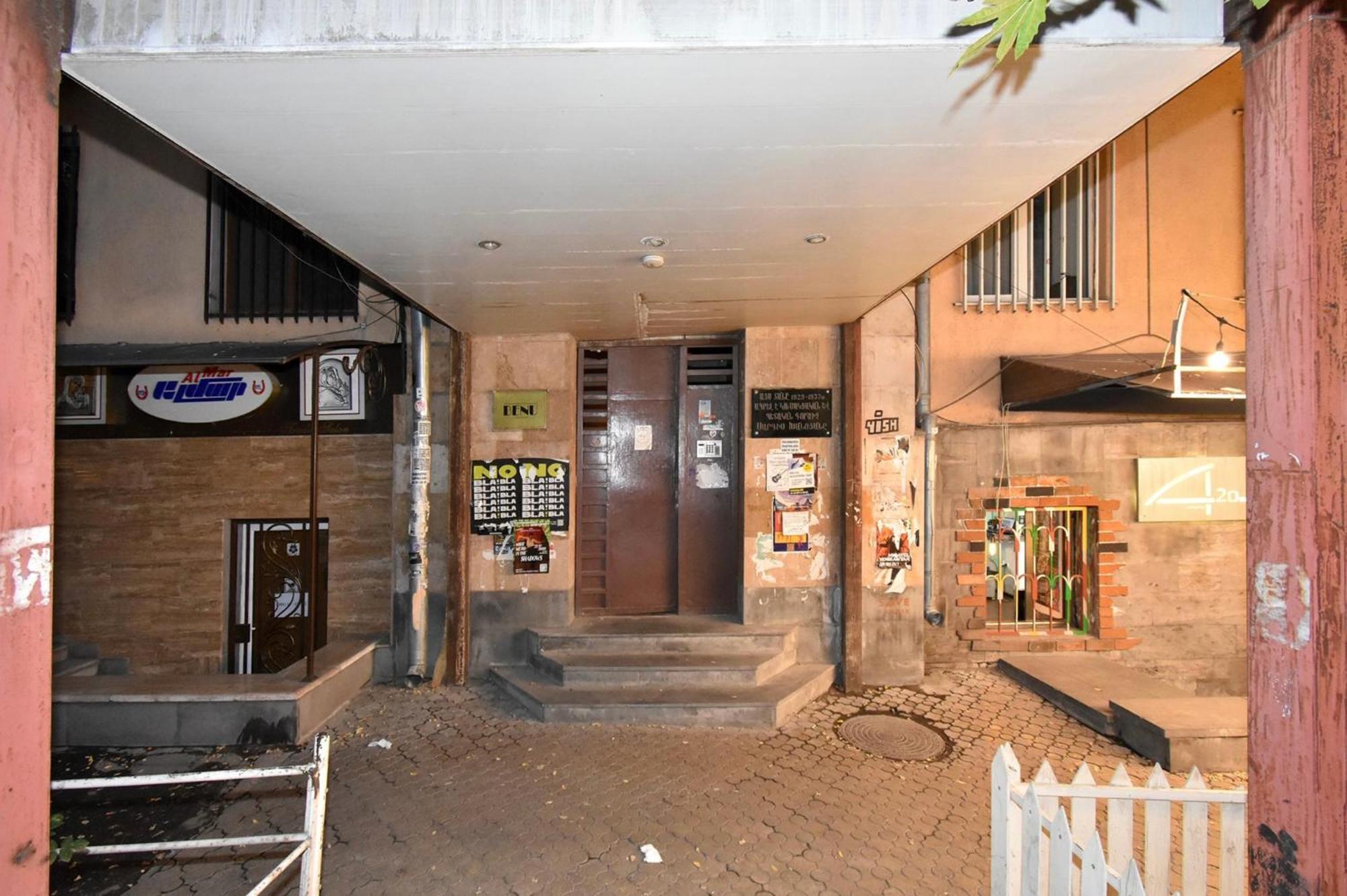 Hotel Costa Yerevan Exterior foto