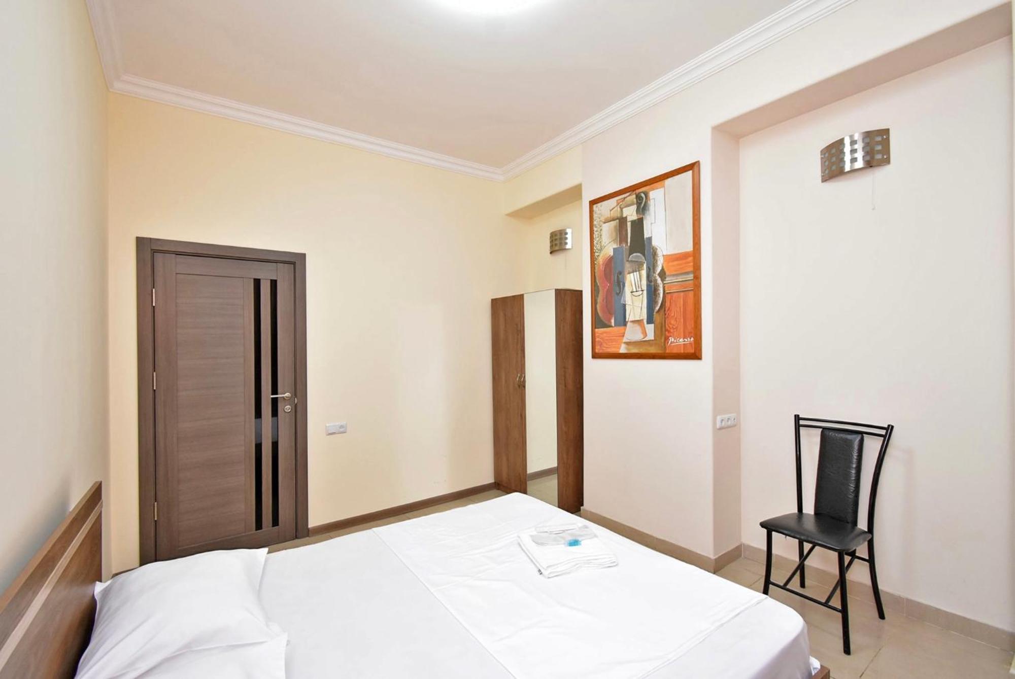Hotel Costa Yerevan Exterior foto